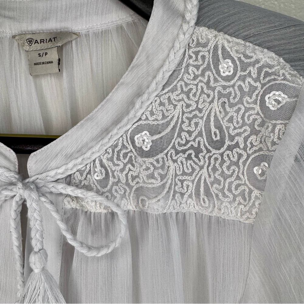 Ariat White Sheer Lace with Braided Tie at V-Neck Lace Detail SZ S - Picture 6 of 15